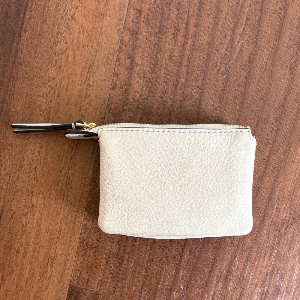 Cream Leather Zip Coin Pouch with three compartments
